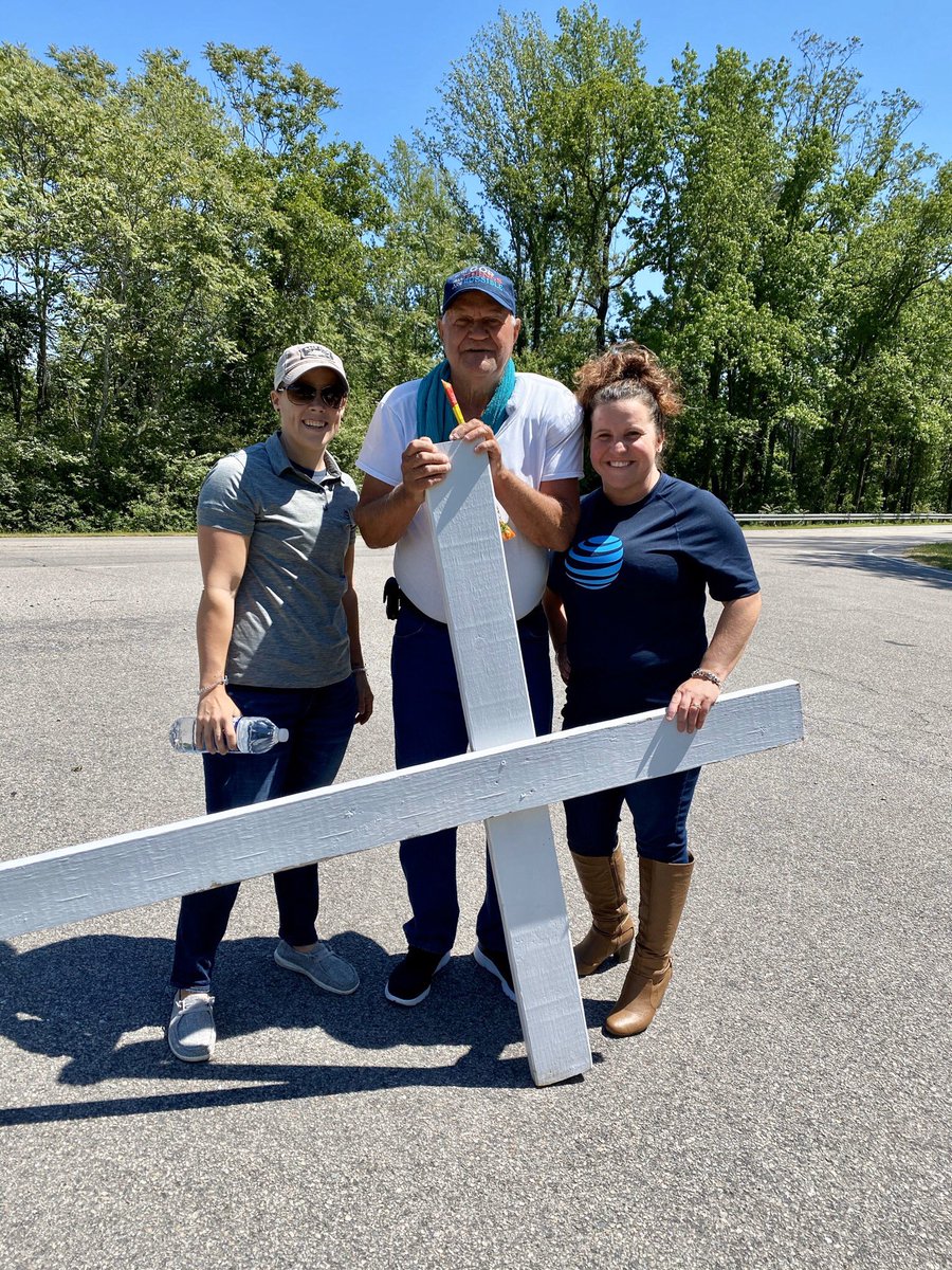 While out prospecting and you pass a 70yr old man carrying a cross from NC to Cali...you thank him for restoring hope and offer him water, protein and faith...his only request “keep me in your prayers” <a href="/ckstric/">Chrissy Strickland</a> @rozmarioworld <a href="/ValerieMPastore/">Valerie Pastore</a> <a href="/CStanley_711/">Courtney Stanley</a>