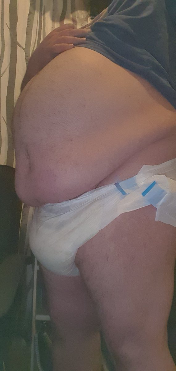 Oh boy - that nice fresh diaper got real squishy! #abdl #gayabdl #diaperboy #diapergay