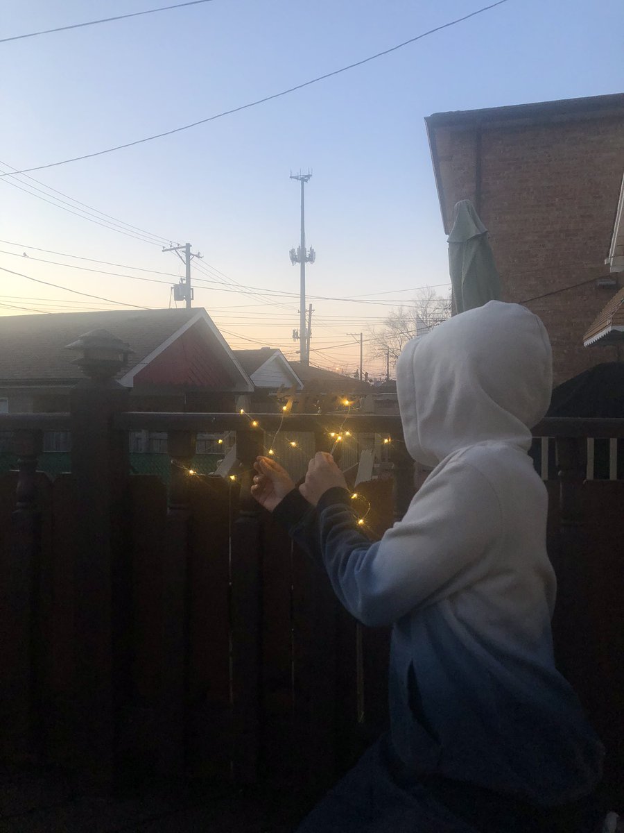 bryvisuals's tweet photo. Taken in my backyard.
Just a reminder to stay hopeful during this pandemic ☀️
S/o to my lil brother for the help ☺️ https://t.co/jlDhGukCju