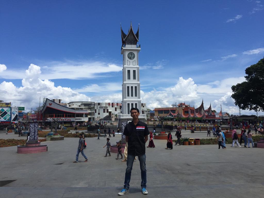 dedy_deko's tweet image. #bukittinggi
#jamgadang