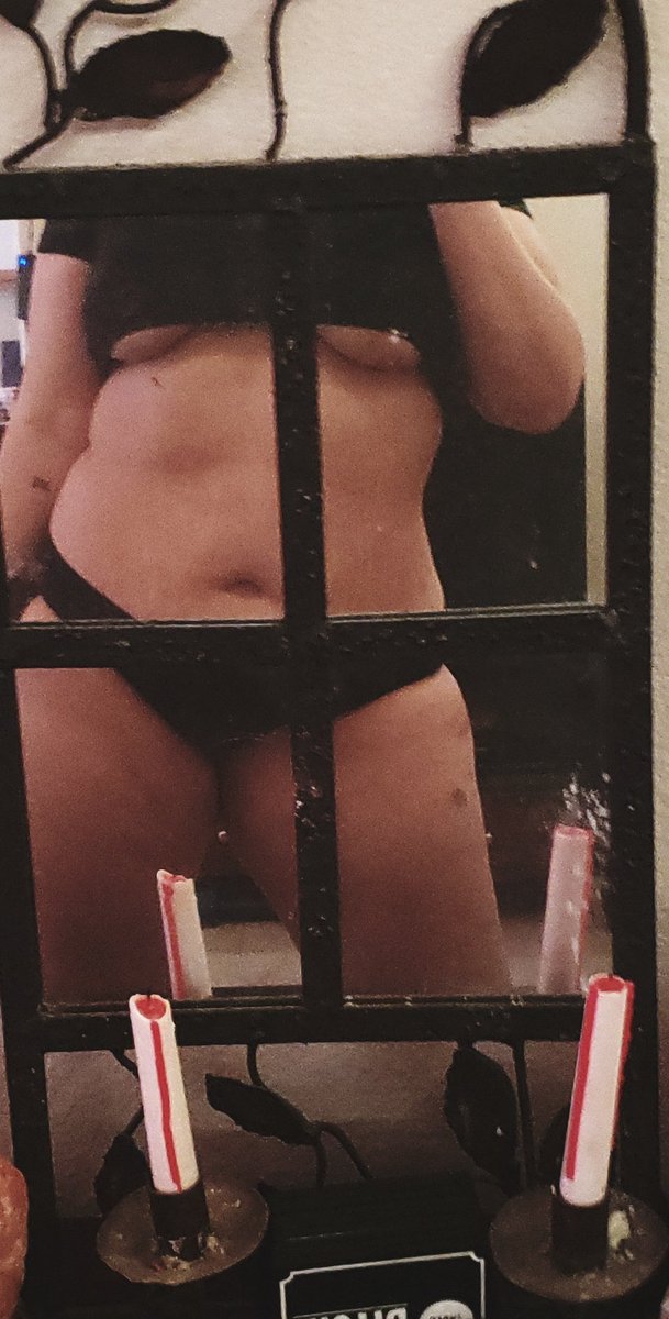 Venomousbby's tweet photo. Only fans saw the rest 
#onlyfanspages #nsfw #thickbitch https://t.co/i2F2Jtob1m