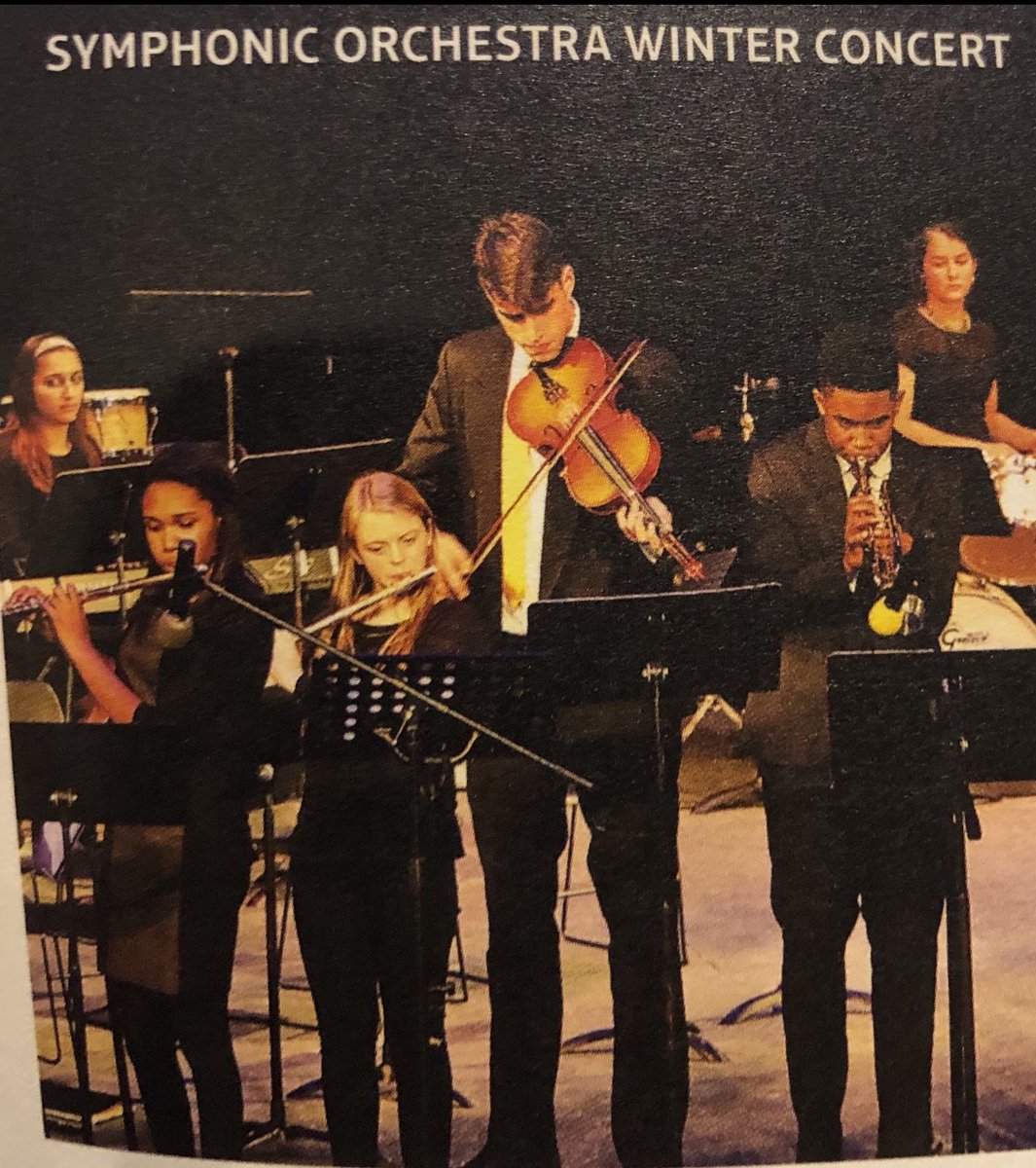 frankgarza57's tweet photo. #Hawkeyes and Players, participating in music; band with an instrument or vocals, all encourage hand dexterity, listening to others, teamwork, coordination, plus playing music involves both hemispheres of the brain, optimal for taking the brain to the 'gym'. #55 wearing B/G! 💯🦚 https://t.co/5362IJUNlu