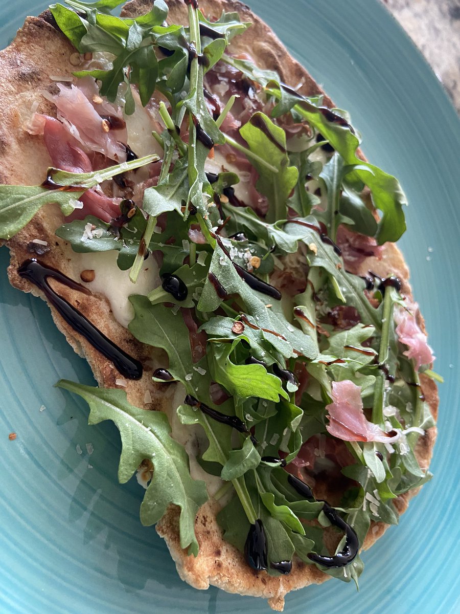 LindsaySaidSo's tweet photo. My daughter and I made flatbreads for Home Economics Lesson lol! Hers will be pizza later...mine was lunch...Arugula, fresh mozzarella, prosciutto and balsamic glaze! ๐ฅ๐ฅ #QuarantineCookingClub https://t.co/8GlJHKOd8K