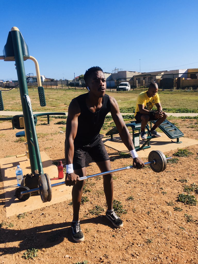 Dimera_SA's tweet photo. Gym addiction 💚 https://t.co/zicWmA54XQ