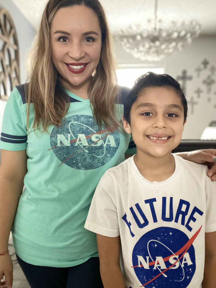 iteachdual's tweet photo. #AstronomyDay @NISDHowsman https://t.co/1Mvdazn2xQ
