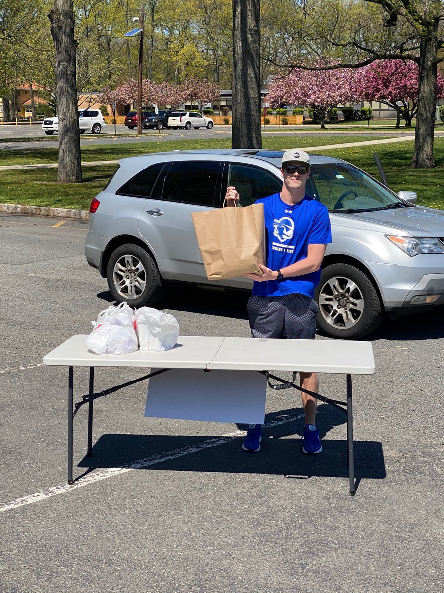 SHUHallProgram's tweet photo. Special thanks to @SHUSwimDive senior @kauth_tyler for donating food to the St. Joseph's Food Pantry in Elizabeth, NJ! Tyler is #SetonHallStrong #PiratesGiveBack https://t.co/a71OD0s7dW