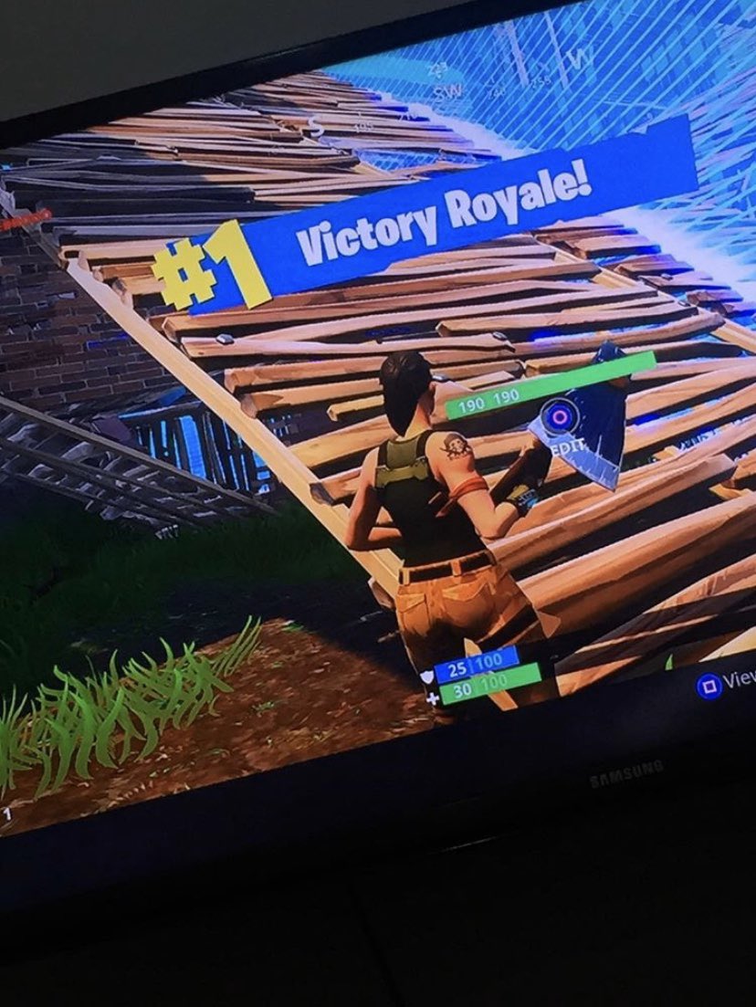 Main lagi lah <a href="/IDwiputra/">Ican Candra Dwiputra</a> @parasitkriminil