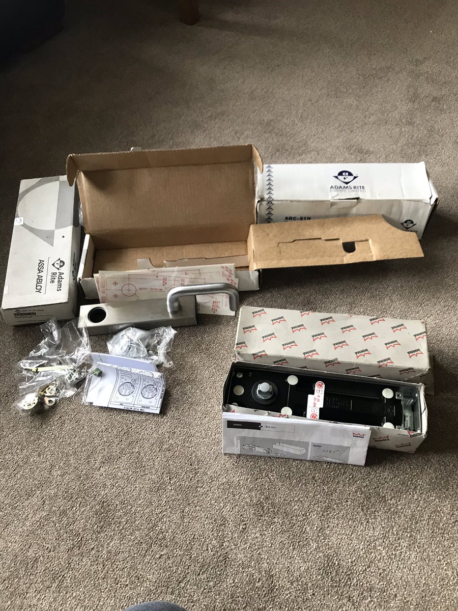 Lockfasthfd tweet media