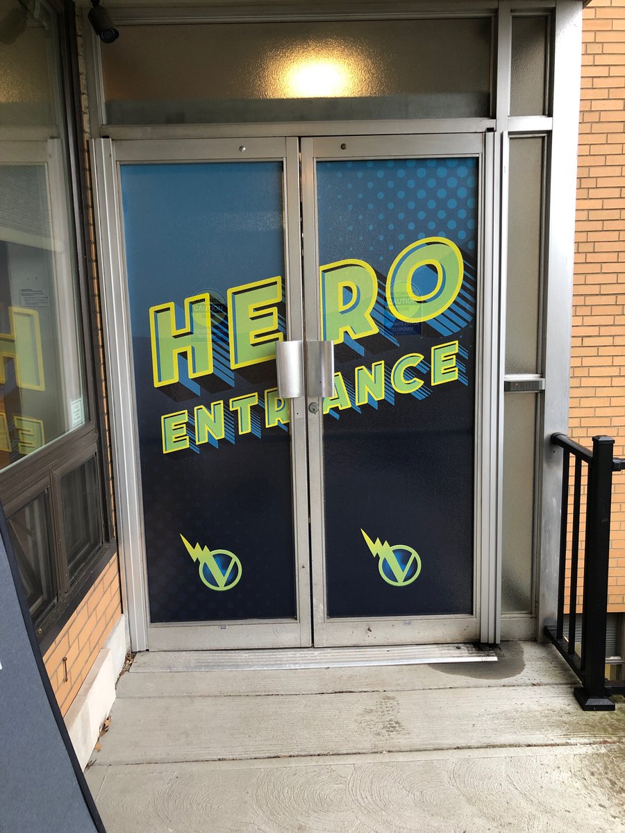 FASTSIGNSdfw's tweet photo. How are you celebrating your heroes? Contact us today for creative ways to show your appreciation! https://t.co/nUu8RdcNwn

#inthistogether #hearthsforhealthcareworkers #lovefirstresponders #dallasstrong #cedarhillstrong #dallassigns #fastsignsdallas https://t.co/xLgzHxZhQR