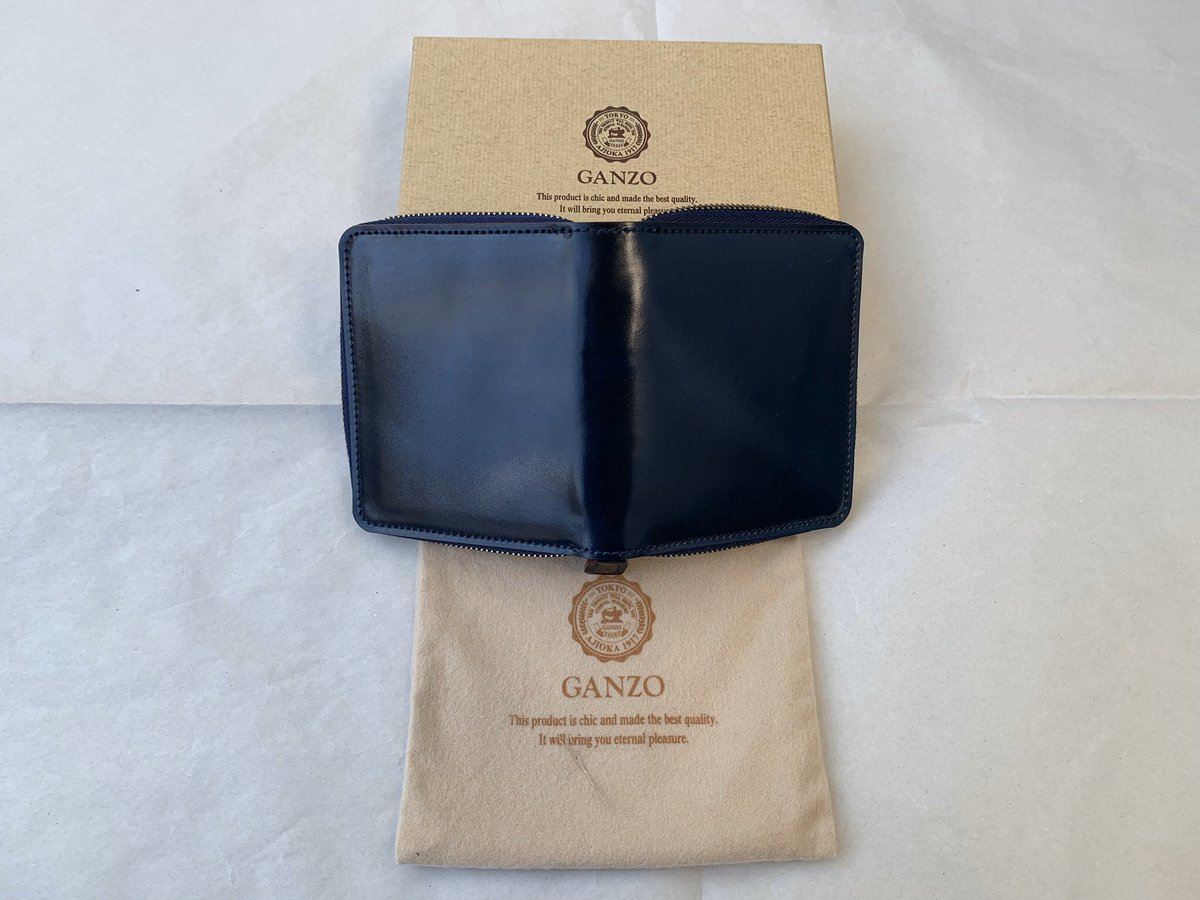 ガンゾ・シェルコードバンコンパクトジップウォレットのネイビー 購入