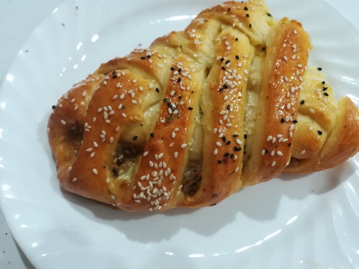 Neena557's tweet image. I made #ChickenBread 😋