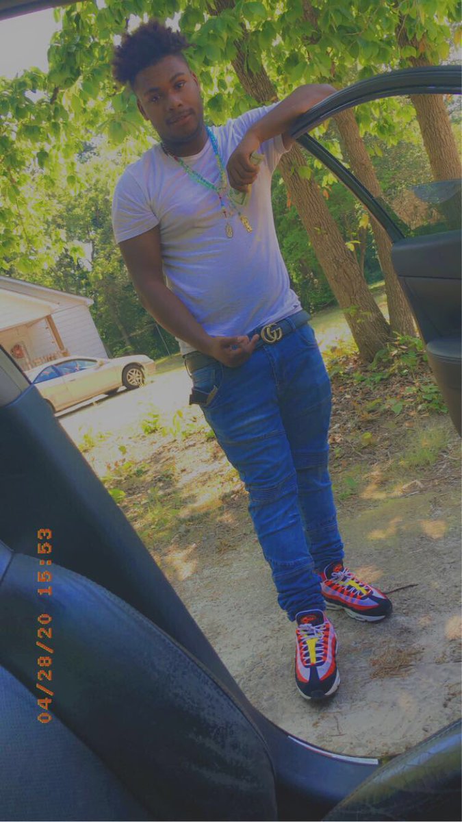 BigTwoTimes's tweet image. These streets made ah man of me 💯🔫 khaos2xs Gooniejigsaw