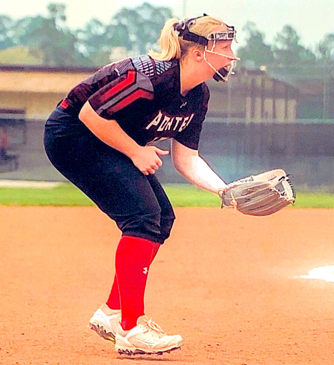 💡🔦#10 Charlie Burns🔦💡

Something you’ve learned from game/coach: Communication drives this game. Who cares if you’re annoying half the team chattering...you’re helping them know where the next play is, hyping the pitcher, getting in the opponent’s head. Dial in &amp; communicate.