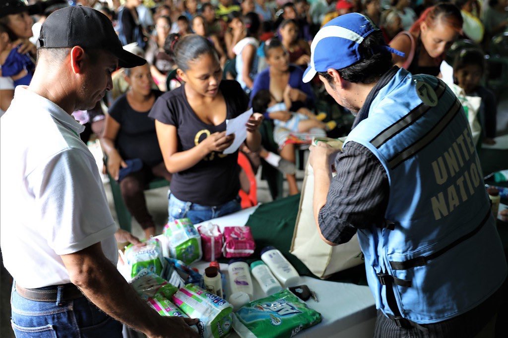 At least 7 million Venezuelans require humanitarian assistance. This humanitarian crisis has gone on long enough.

The risk to Venezuelans from #COVID19, given the hardships they already face, is great.

We urge a move towards dialogue as soon as possible.

#UNSC #Venezuela