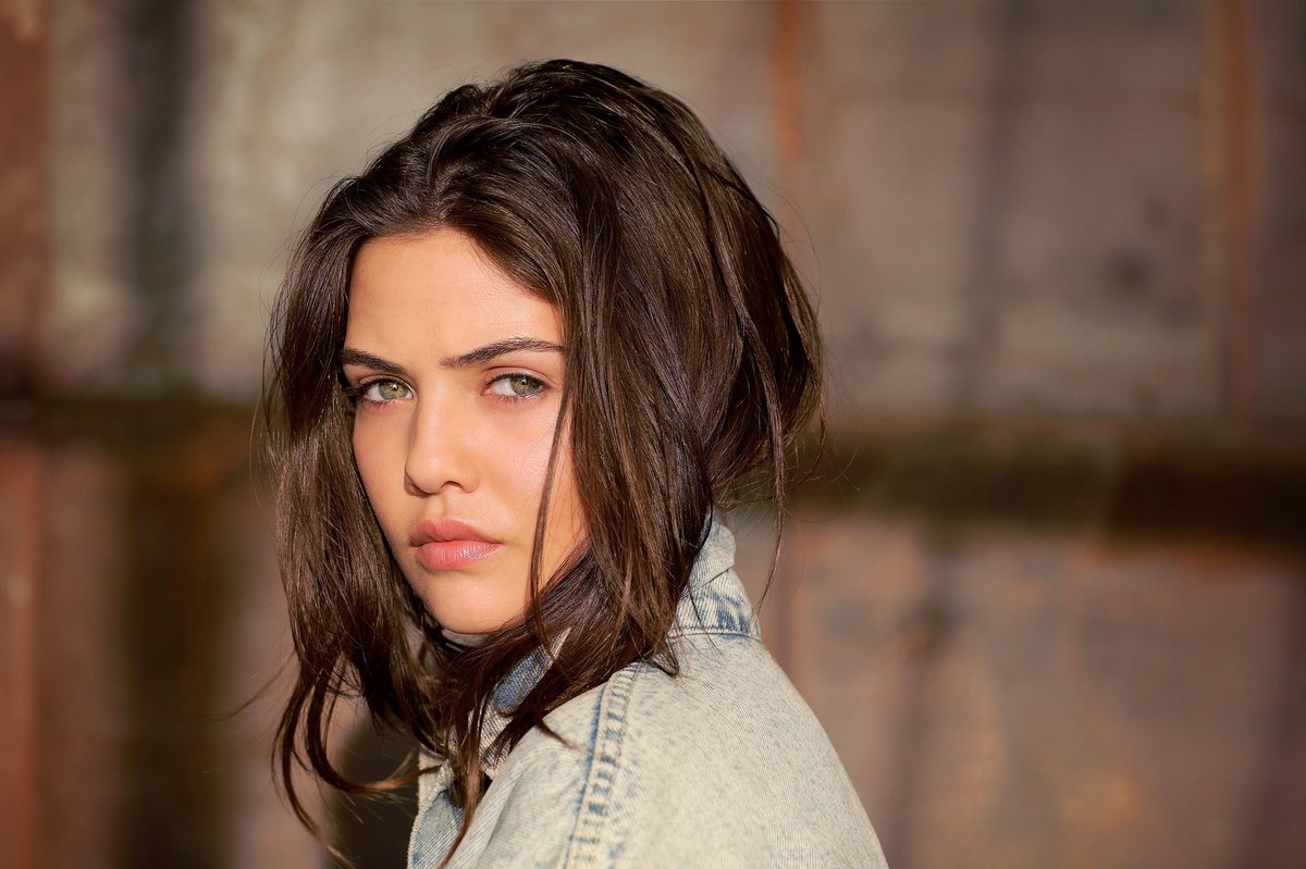 Teamdaniellemc's tweet image. RT: 🚨CONVENTION ALERT 🚨 join dream it at home’s Facebook group and vote for danielle on the poll to participate on the may 10th virtual convention!!! GO VOTE! #daniellecampbell facebook.com/groups/2297292…