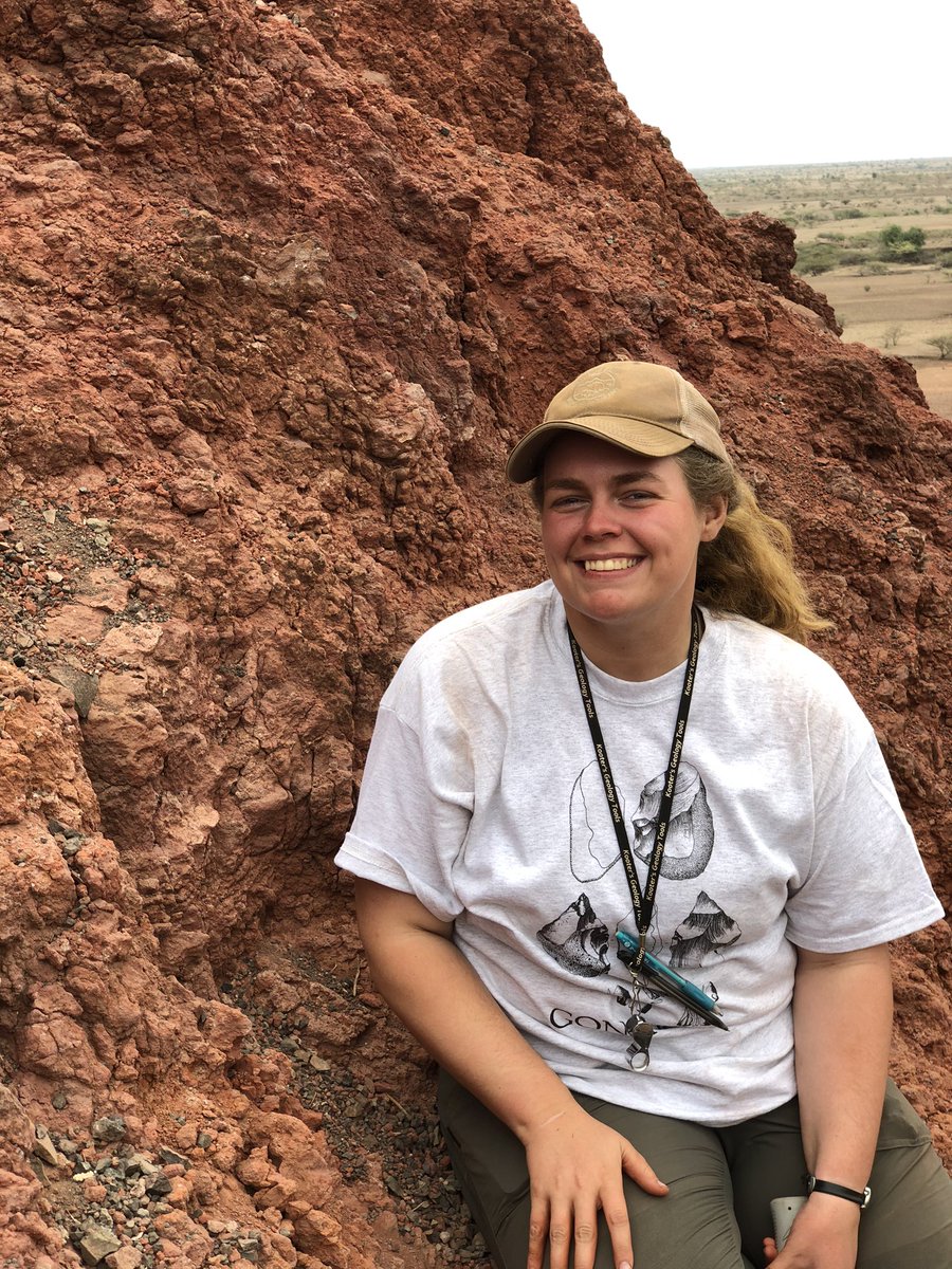 MurrayStateGSC's tweet image. Today's graduate spotlight - Marie White
2020 Outstanding Senior in Earth Science, Marie will graduate cum laude from our Earth Science Track with a Minor in Biology and a GIS Certificate. She will begin her graduate studies at University of Memphis this fall. Congratulations!!