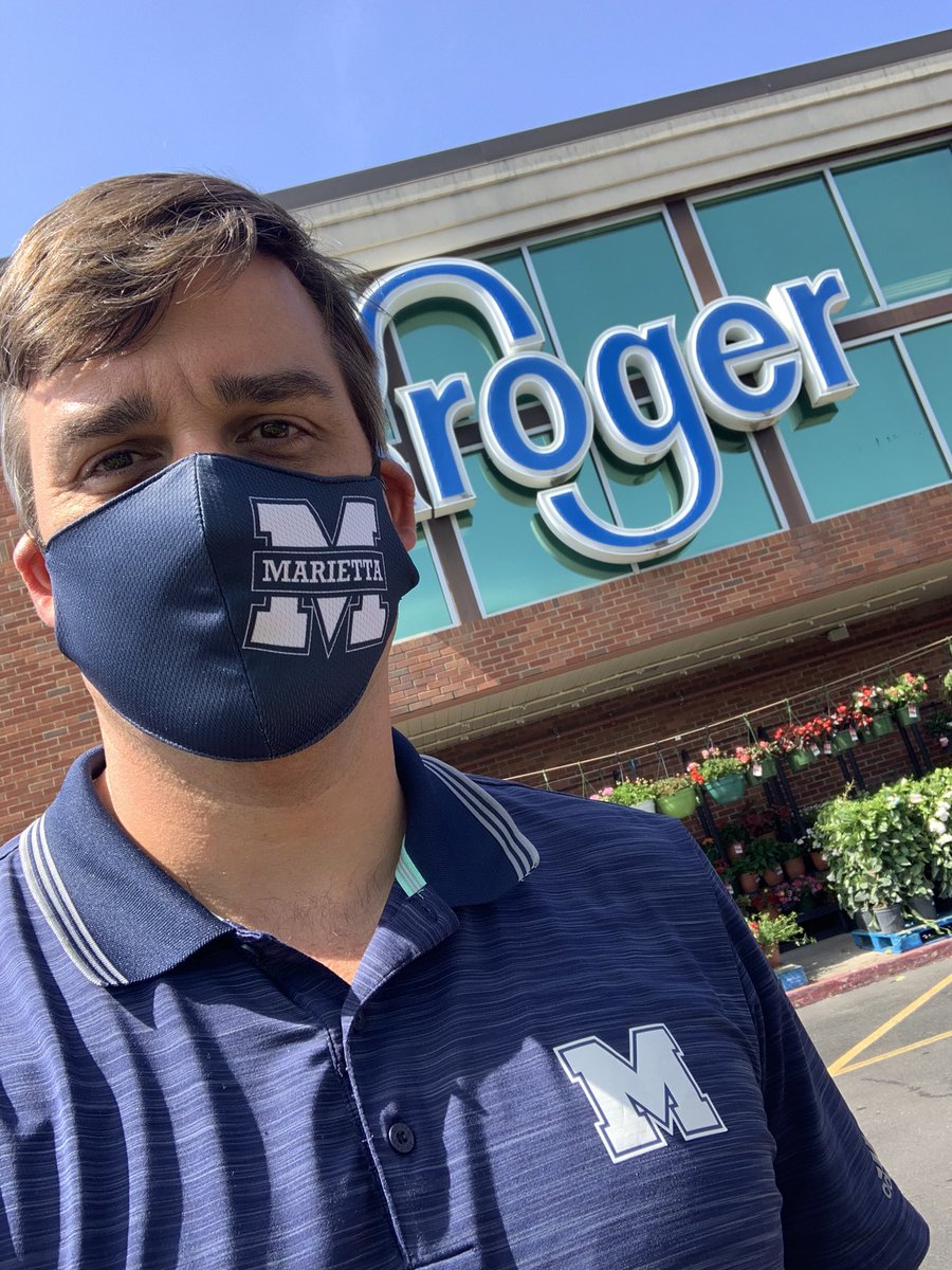 Knocking out the grocery list in full <a href="/MariettaGAhs/">Marietta High School</a> Blue Devil spirit wear Special thank you to <a href="/Haitian_Mom/">S. Metellus</a> for the custom face mask!! 💙
