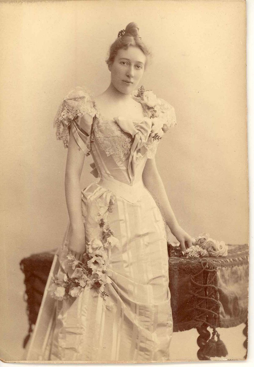 Wistariahurst's tweet photo. 🎈🎁Happy Birthday🎂🎶 Belle Skinner, Born in Skinnerville, MA in 1866. The latest transcription from her 1887 Journal. Can you imagine how this trip influenced her all her life?
#BelleSkinner #BelleSkinnerhandwritingchallenge #BelleSkinnerGoesToEurope #Icantreadyourwriting https://t.co/H2Mg8vlne4