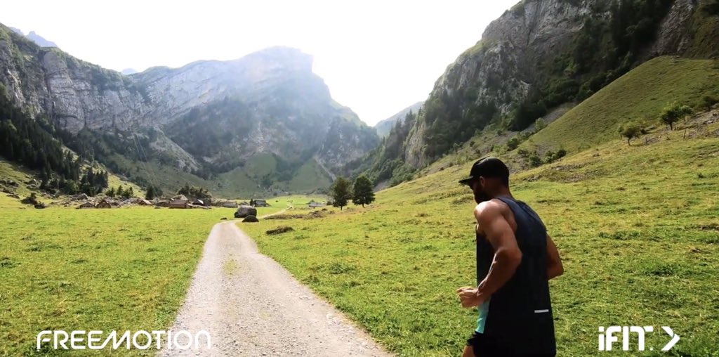 fitnesstokola's tweet photo. Ahora puedes elegir NO correr en casa 😊😉Elige tu destino 💪💙🏃🏽‍♂️🏃‍♀️#iFit Más info rafa@fit4life.es
 #yomequedoencasa #entrenaencasa #fit4lifesomosdiferentes #reflex #solucionesfit4life #fit4lifedemoda #freemotionfitness #inclinetrainer #believeinnext 

https://t.co/lsOgjfALH9 https://t.co/mxjF8fGNRn