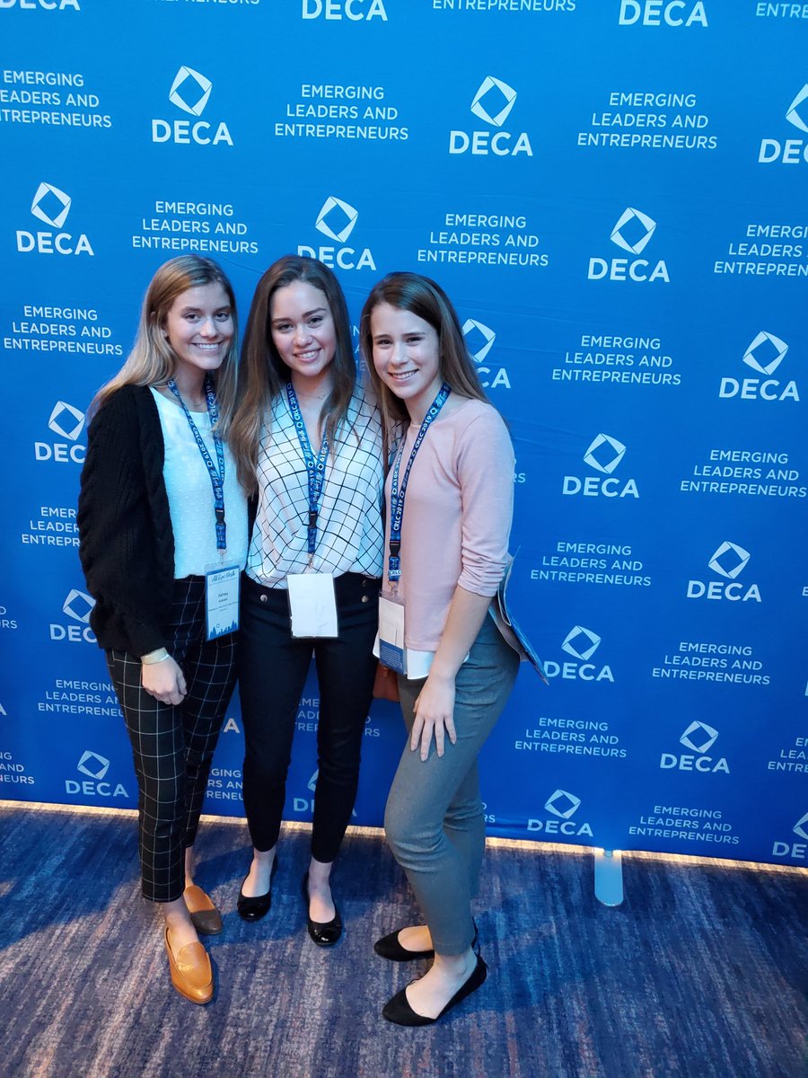KaelynPanko's tweet photo. #DECAAdvice One life lesson I learned fron DECA is to just relax and have fun!! @papiosouthdeca https://t.co/gXhIzmHzE1