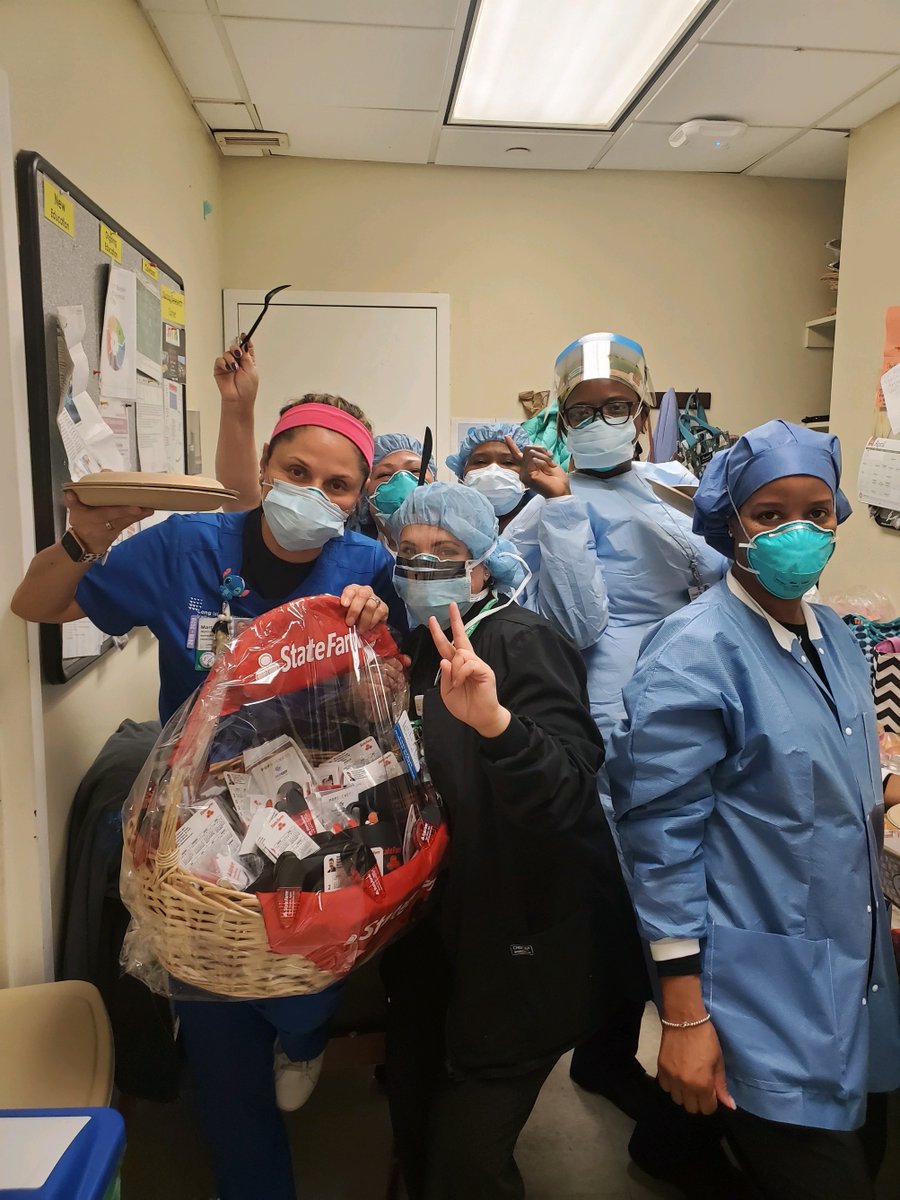 CandonAgencyInc's tweet photo. Tuesday April 28, 2020 "Pay It Forward Day" Thank you yo the ICU/CCU team at Northwell's LIJ @Valley Stream for your dedication & hard work during this crisis. #OurStateFarm #StateFarmPayItForward @SF_JenYoung #AloneButTogether Thank you to T&F Pork Store for the amazing lunch https://t.co/7uSox6u964