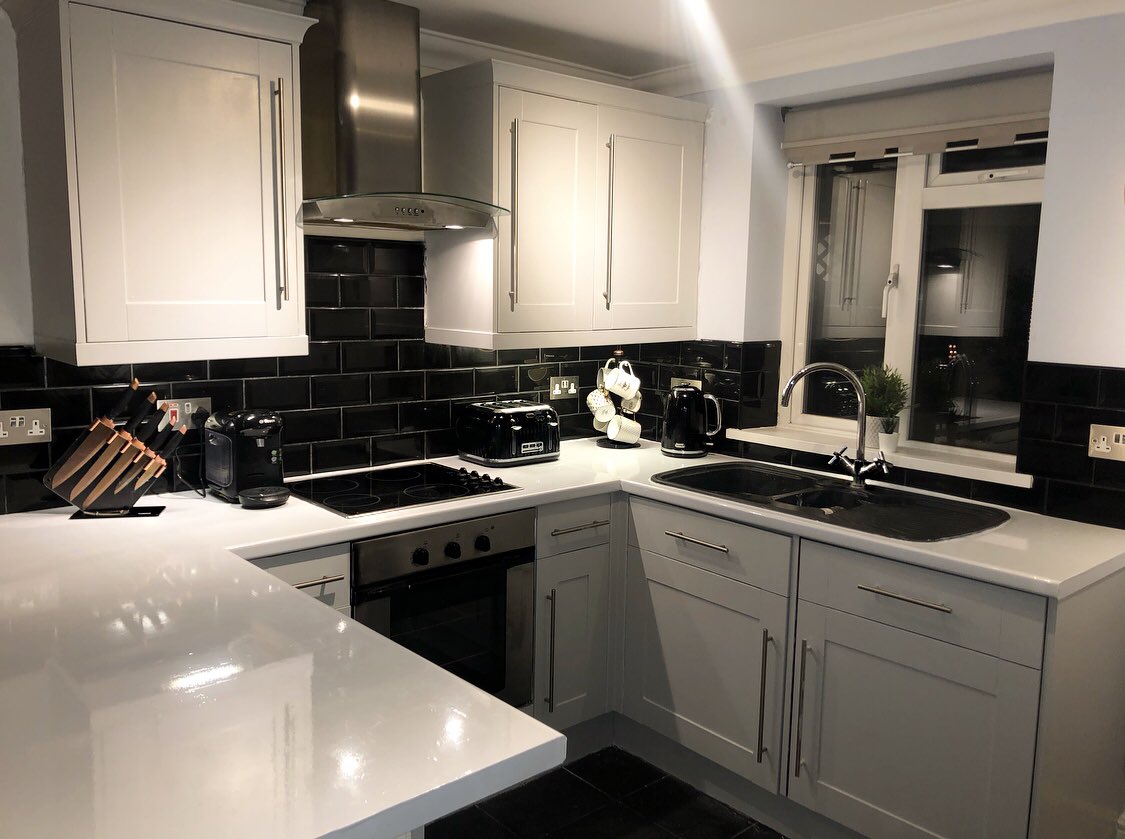 Decided to try and transform my little kitchen four days ago and now I am very, very tired (and proud of myself)