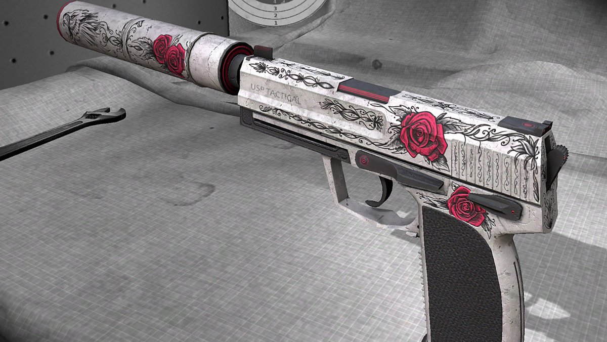 This USP-S does everything right what we criticized the last one for... hol...