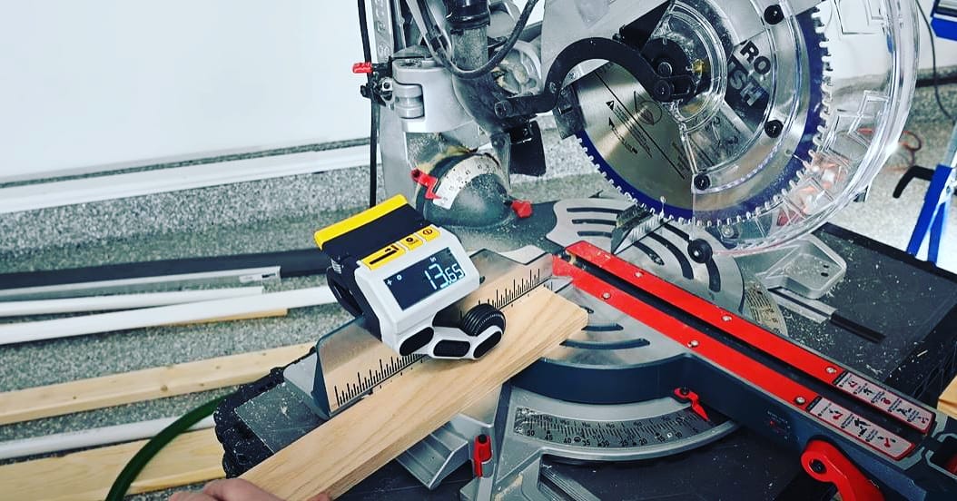 Toolreview4452's tweet image. The coolest miter saw accessory I&apos;ve ever used just went up on the TRZ YouTube Channel. Definitely check this one out!
.
.
.
#reekon #reekonm1 #digitalmeasurement #mitersaw #mitersawaccessories  #powertools #newtools #toolreviews #perfectcut