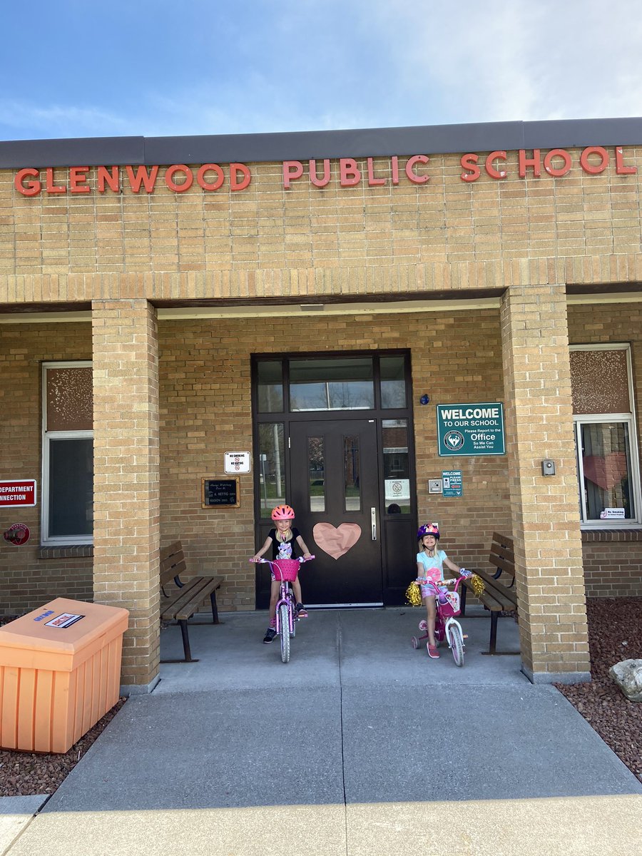 Scott Bisson (@scottwbisson) on Twitter photo Enjoying the beautiful weather, taking a bike ride to one of our favourite places <a href="/GlenwoodGriffin/">Glenwood Griffins</a> <a href="/MrPolitis/">Mr. Politis</a> <a href="/MsAwender/">Ms Awender</a> Enjoying the beautiful weather, taking a bike ride to one of our favourite places <a href="/GlenwoodGriffin/">Glenwood Griffins</a> <a href="/MrPolitis/">Mr. Politis</a> <a href="/MsAwender/">Ms Awender</a>