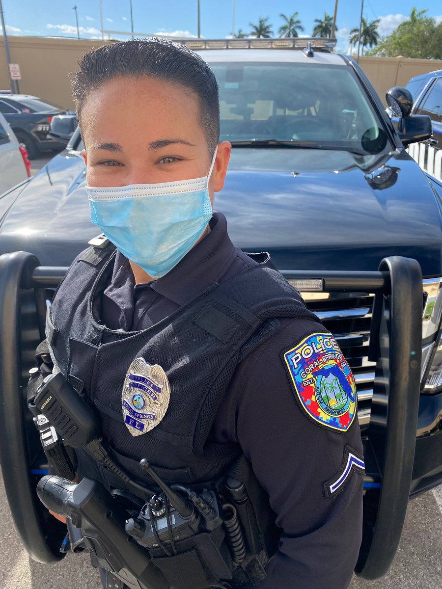CoralSpringsPD's tweet photo. @CoralSpringsPD is proud to support Autism Awareness. During the month of April, we proudly wear our limited edition patches on our sleeves and in our hearts. #autismawareness #coralspringsfl #coralspringspd https://t.co/i4wYt6xT6C