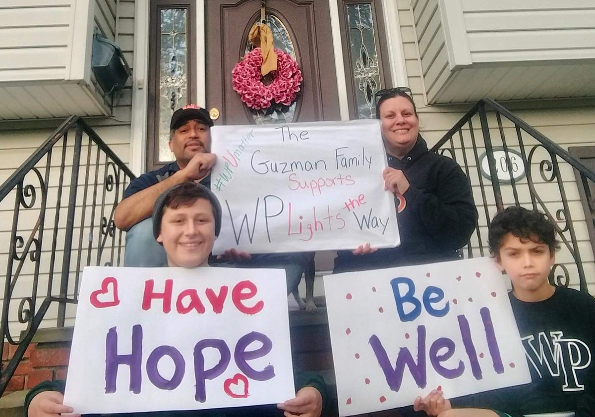 axgm22's tweet photo. Dr. Guzman @NpJill and Family supports Suicide Prevention #wpumatter #wplightstheway #wpunj #wpupha @wpunj_edu https://t.co/hwlTr13mb8