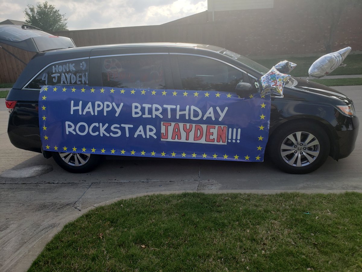 MsJamilaThomas's tweet image. This is only 1 out of 35 cars....We Ready! #nephew #carparade