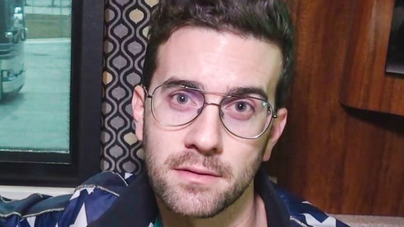 DigitalTourBus's tweet photo. .@theshadowboxers chats about the tips they would recommend to other touring bands! Watch the video at https://t.co/sju4DoJqOE
#theshadowboxers #tourtips #digitaltourbus #popband #popmusic #rnb #music #band #interview #video #tourlife #musician #musicianlife https://t.co/dI3YazMEYl