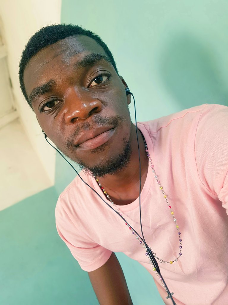KalembweSammy's tweet photo. ✌🤞 https://t.co/q4h9fL7Hip
