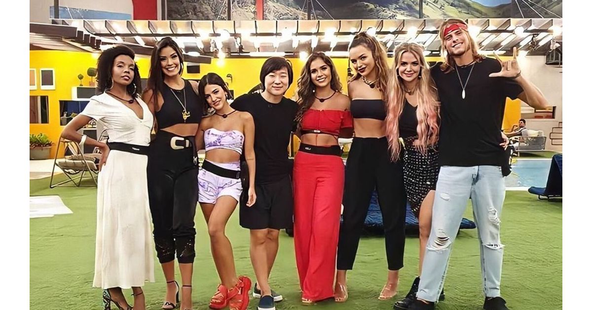 DhayMesquita's tweet photo. UNIAO COMUNIDADE HIPPIE
eu fui, eu tava, eu amei, eu me apaguei, e não me arrependo de nada que eu fiz por eles.
Vou sentir muita falta de todos vocês.
#BBB20 #RedeBBBB20 https://t.co/vbn7erFCSW