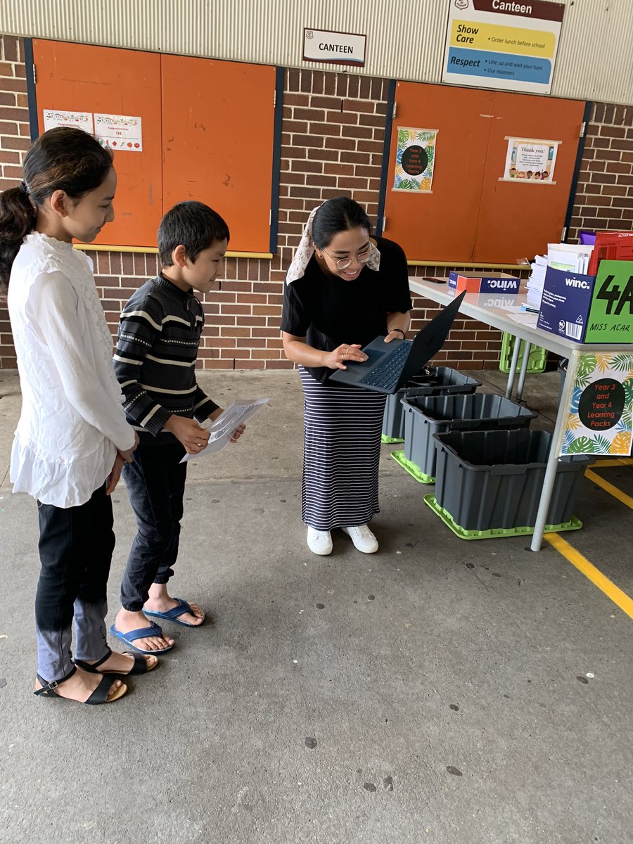 AuburnWestPS's tweet image. Great to see some of our students as they come to school to collect their Learning Packs from the hall. Our teachers are ready to assist with any questions about online or offline work. Please visit the school this week to collect the learning packs for your class. @johngkennedy2