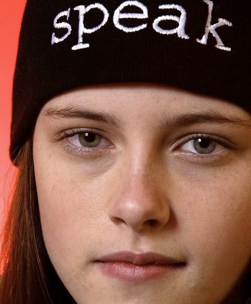 twiliforks's tweet photo. Kristen Stewart - “Speak” - 2004 https://t.co/ZS5cptzlh6