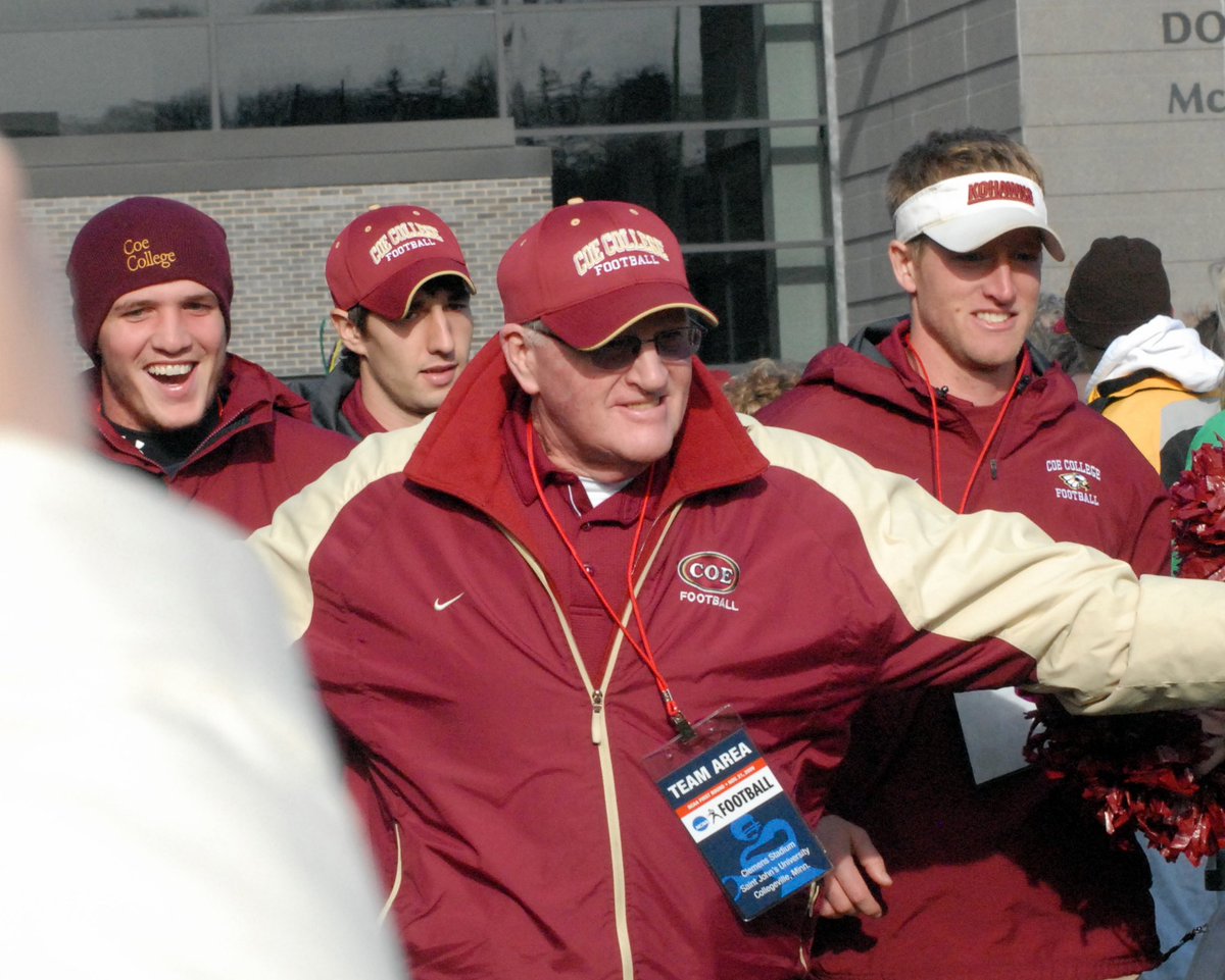 KohawksFootball's tweet image. Steve Staker impacted so many players and people over his 76 years. 

“Heroes get remembered, but legends never die.”

We will never forget you, Papa Stake. 

#XPK2WIN