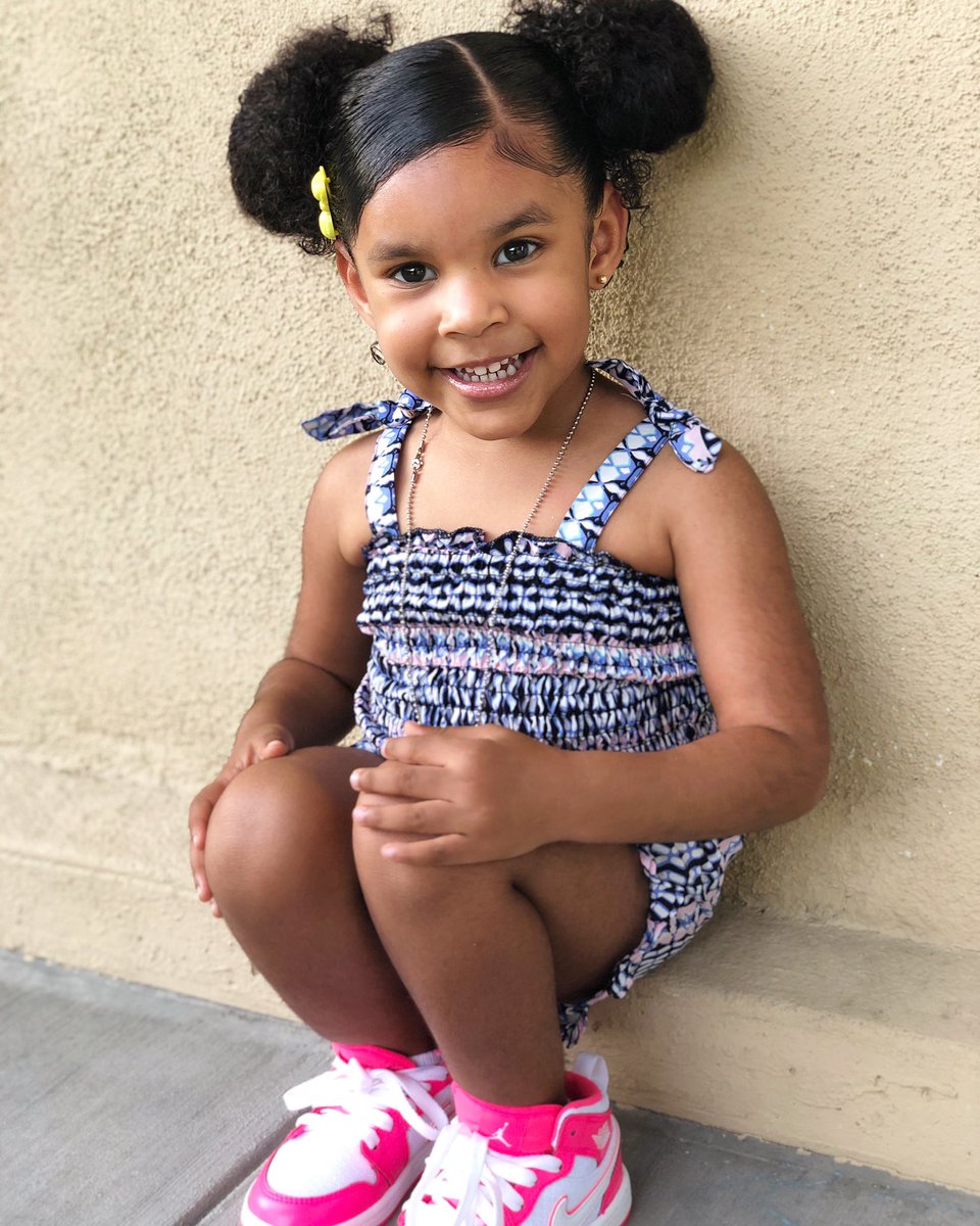 BabyfeverU's tweet photo. Her Hair 😍 #daughtergoals https://t.co/5VOH5t3ETu