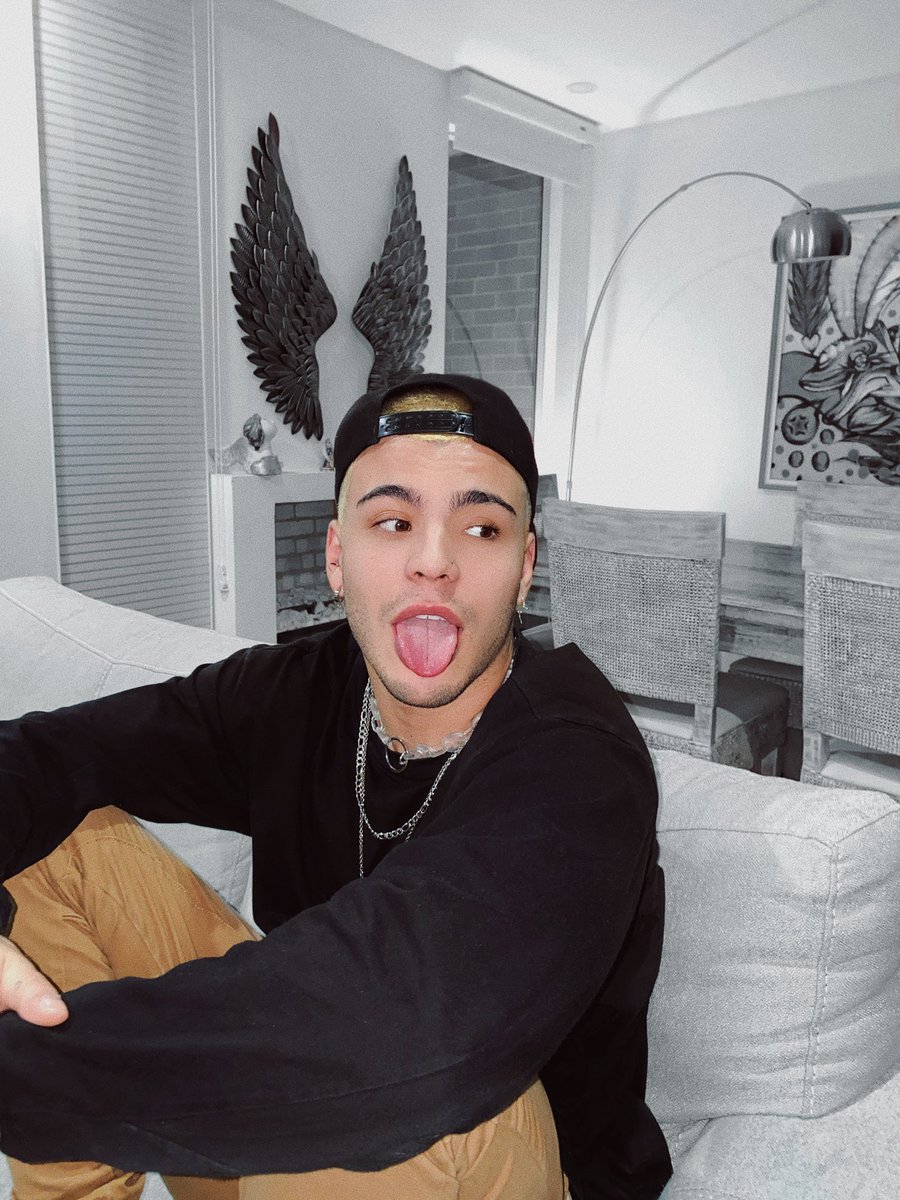 villalobossebas's tweet photo. 🖤 https://t.co/EbWd4oquU9