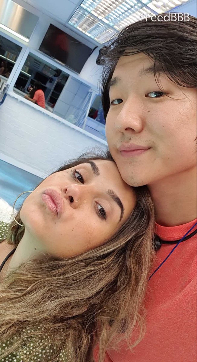 joacyotabol's tweet photo. Esses são os donos do maior fandom da comunidade,mas vcs não estão preparados pra essa conversa...kk
UNIAO COMUNIDADE HIPPIE
#pyongers #furacoes #bbb #bbb20 #redebbb #gizelly #pyong 🌪️☯️ https://t.co/09k9Te0wRz
