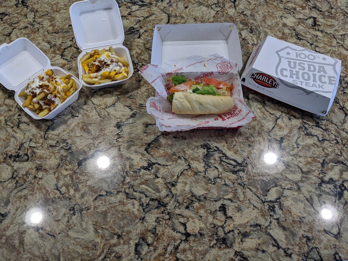 ed_snodgrass's tweet photo. Thank you @aviture and @DecisionLogic for the @Grubhub giftcard! Used it for some @Charleys for #TheGreatAmericanTakeout #TakeoutTuesday #LiveAviturian #CastawayWeek #ShowMeYourTakeout https://t.co/BIPc8X4vbC