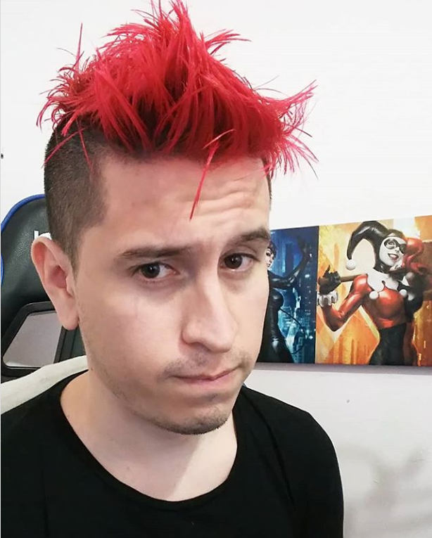MaxiLuna_PMY's tweet photo. Oficialmente, promesa cumplida!! Se que era color rosa, pero intente e intente y el color no me agarraba bien, así que opte por usar un rojo por que era más potente, así que ya pueden apreciar que alcance la forma de un super Saiyajin God!! #MaxiLunaPMY #MaxielPRO #SuperSaiyanGod https://t.co/frS2X7xee6
