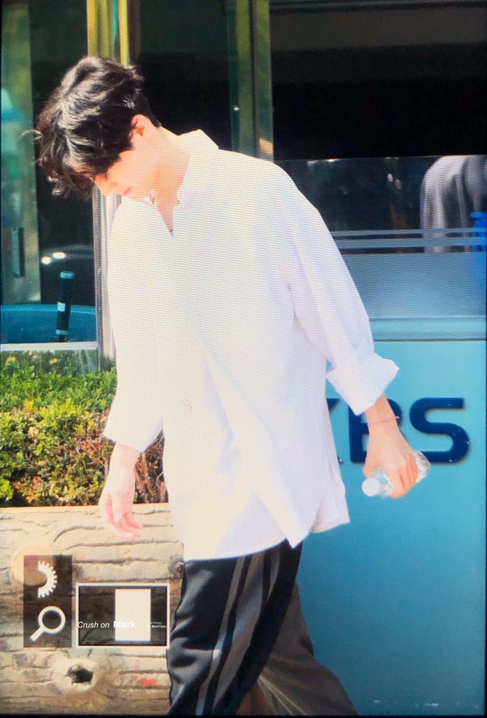 crushonmark0904's tweet photo. 200429
👋🏻
@mtuan93 https://t.co/C9jbEbuC9B