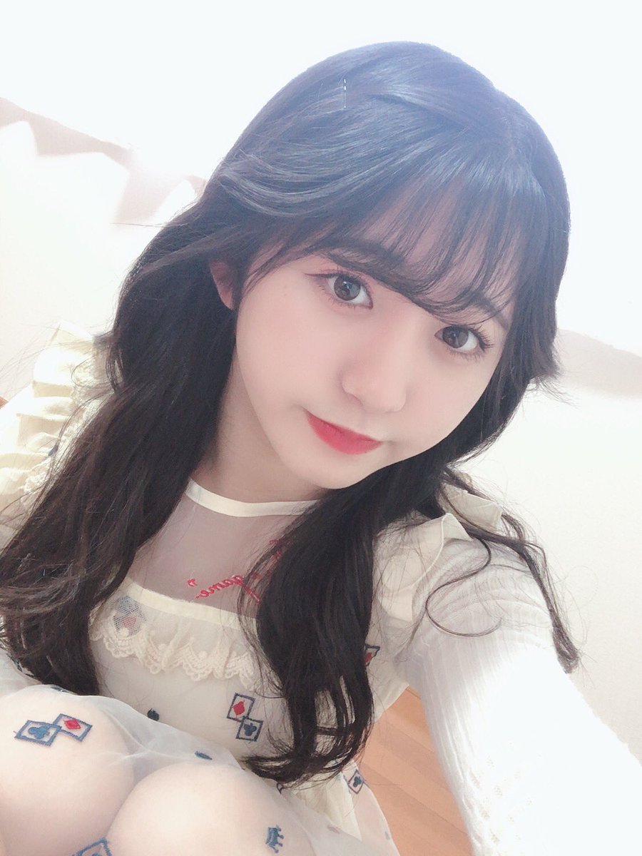 殿川遥加 くるーず Cruise 昭和の日なので 昭和風な髪型にしてみました よるの配信は21 30からです またねー