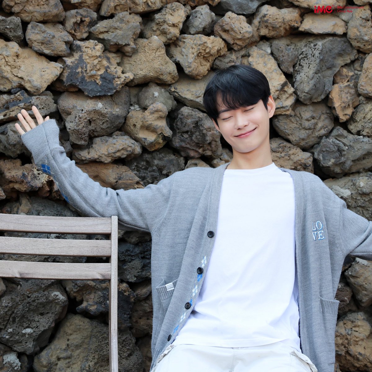 imekr_official's tweet photo. #이세진

월간인터뷰 No.4
신인배우 이세진을 소개합니다🙋🏻‍♂️
(https://t.co/uW6qYnXHOG)

#iMeKOREA #아이엠이코리아
#배우 #LeeSejin
#월간인터뷰 #2020년4월호 https://t.co/m3QF36Z5IB