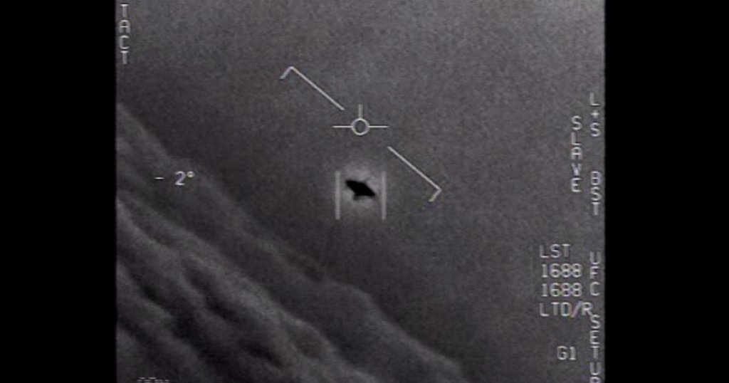 CBSNews's tweet photo. Pentagon formally releases 3 Navy videos showing "unidentified aerial phenomena" https://t.co/9rFjstbjAq https://t.co/a5kuZQRafu