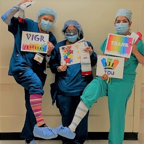 VIMVIGR's tweet photo. To all of you have have participated in Give a Sock, thank you for making this possible. Over $80k of compression socks donated to date, and we're not done yet. π
#thankanurse #COVIDkindness #buyasockgiveasock #vimvigr #compressionsocks #thankshealthheroes #healthcareheroes https://t.co/Ls8PmGcOLQ