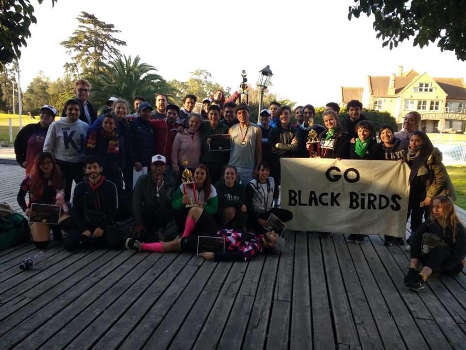 AQArg_Quidditch's tweet photo. Nos encontramos en constante crecimiento y agradecemos a cada uno de los participantes que nos acompañan y confían en nosotros. Sabemos que nos queda un largo camino por delante y mucho que mejorar. https://t.co/cHY5JZXyrN