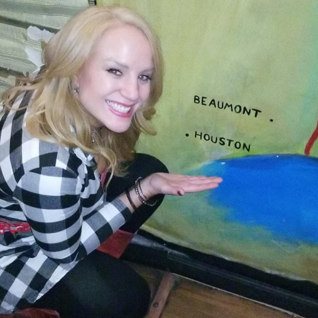 Jennifer24Scott's tweet photo. 🎶I represent the H at the bottom of the map🎶
#slimthug #houston #texas #jennwith2ns #texasgirlstuckinohio #quarantine #idontneednofriends #fuckthedresscode #fillyourappetite #slideonthewood #htown https://t.co/ejbFR5Lg9e